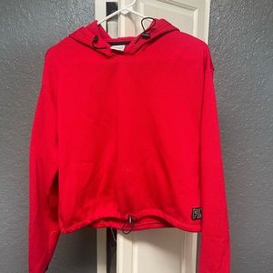 Pink cropped VS RED hoodie size med
